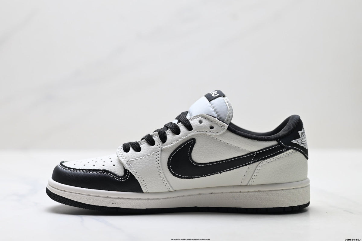 Nike Low-Top Sneakers White Black Cartoon Unisex Collaboration Edition Style 34